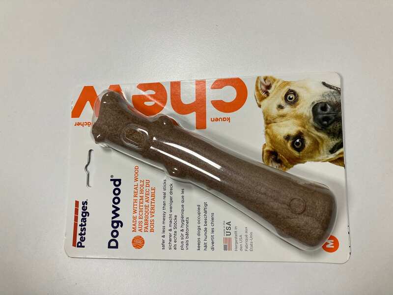 Petstages Durable Sticks Ağaç Dalı Şeklinde Oyun Kemiği Medium